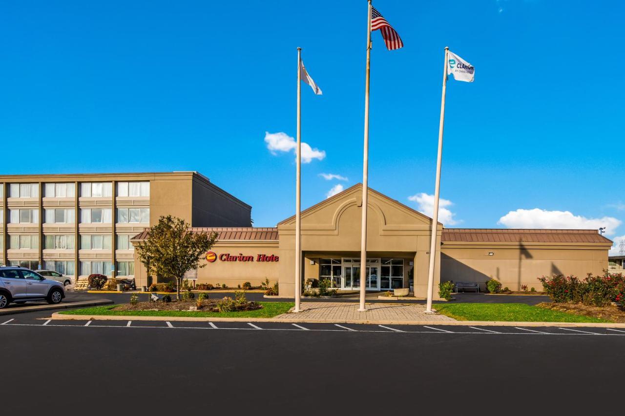 Clarion Hotel & Convention Center Джолит Экстерьер фото