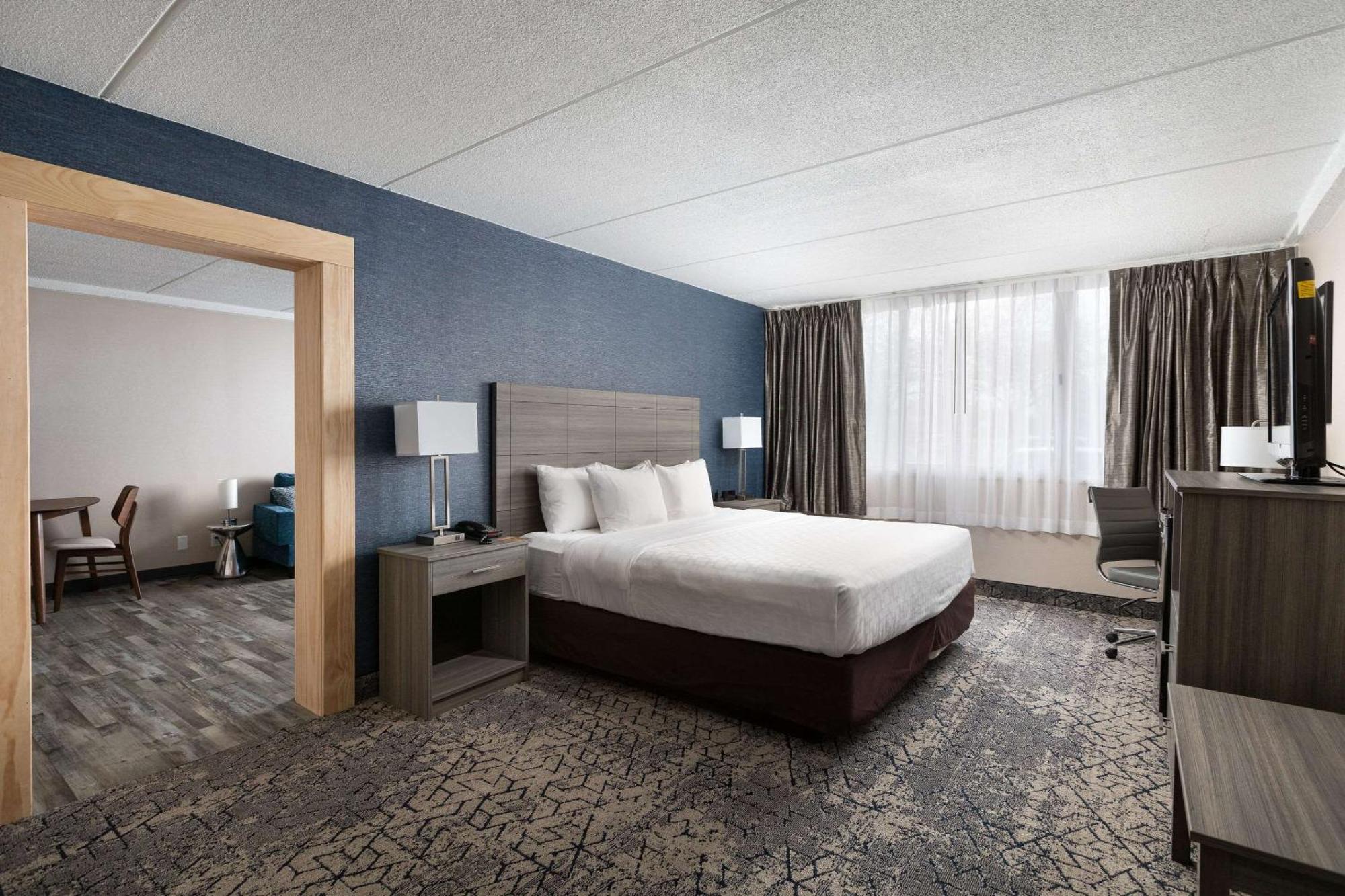 Clarion Hotel & Convention Center Джолит Экстерьер фото